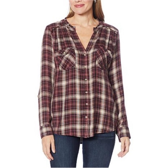 NWT Democracy Women's Plaid Button Up
Long Tab Sleeve Shirt Blouse Plus vNeck - Picture 1 of 10